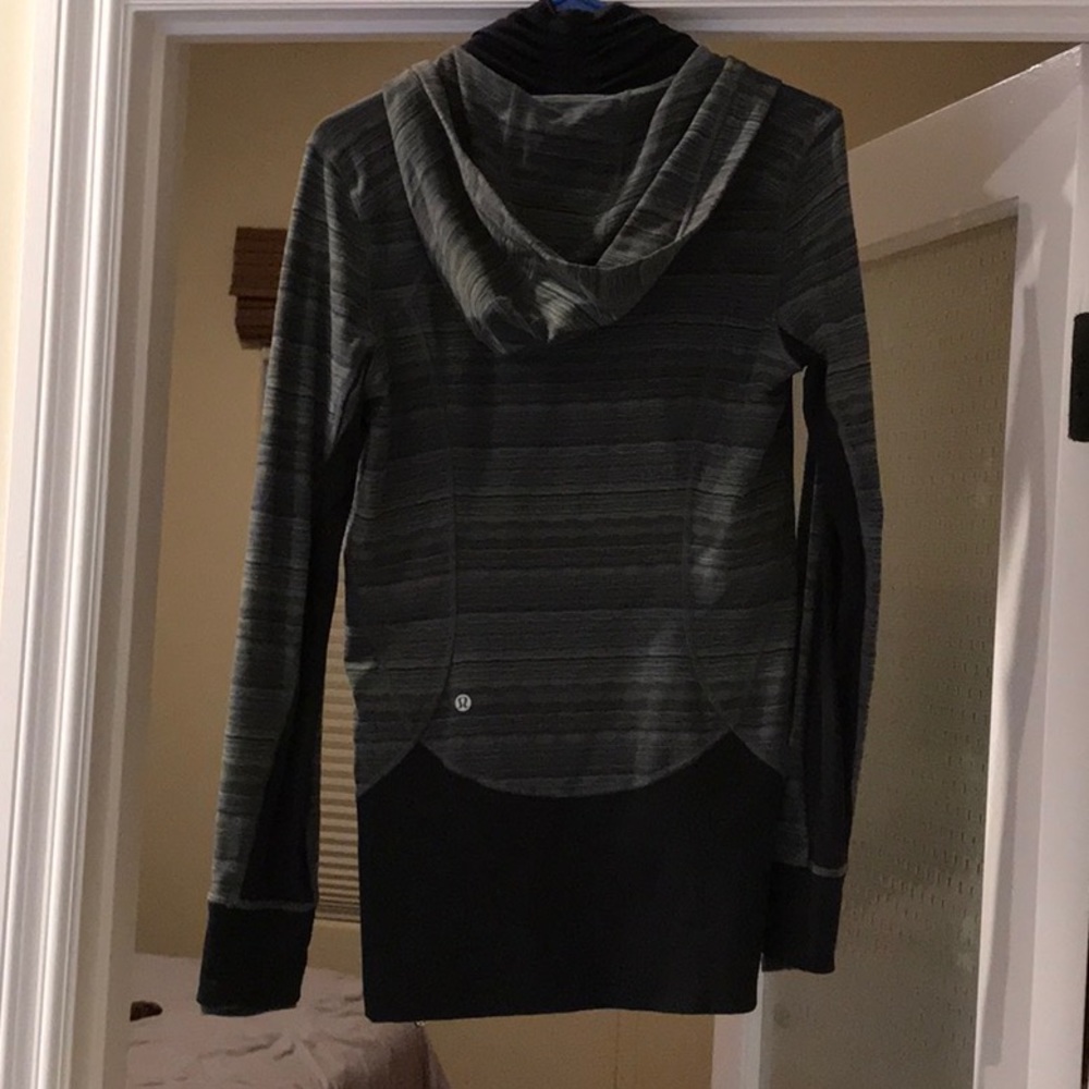 Lululemon Daily Practice hooded jacket, Like new